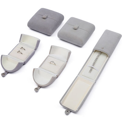 Caja de joyería de terciopelo gris y llamativa Envasado de almacenamiento de lujo