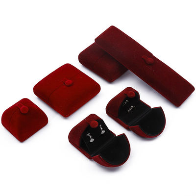 Caja de joyería de terciopelo de color rojo oscuro en forma de concha Conjuntos de joyería en forma de concha Envasado