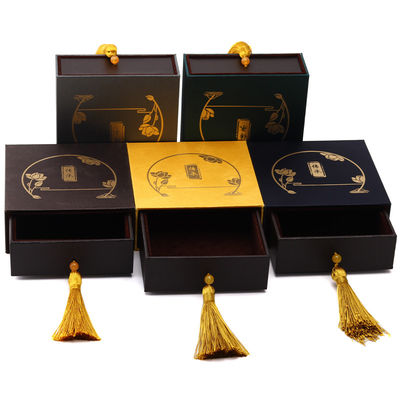Caja de embalaje de joyas de lujo de estilo chino exquisita con decoración de guinda