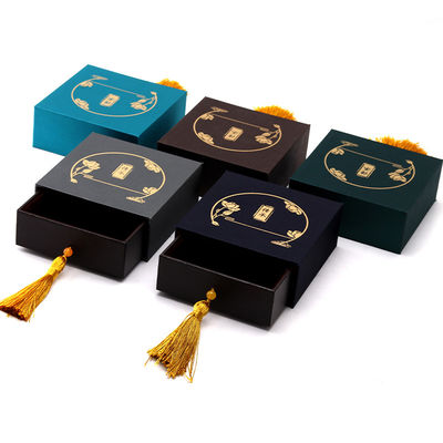Caja de embalaje de joyas de lujo de estilo chino exquisita con decoración de guinda