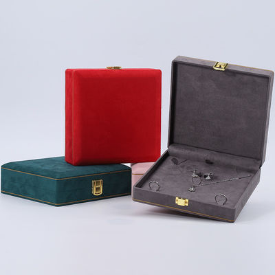 Caja de joyería de terciopelo suave y elegante Organizador de la hebilla de oro