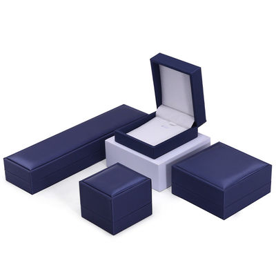 Brush Finishing Soft Falsos de cuero de joyería caja de almacenamiento paquete para anillos colgante