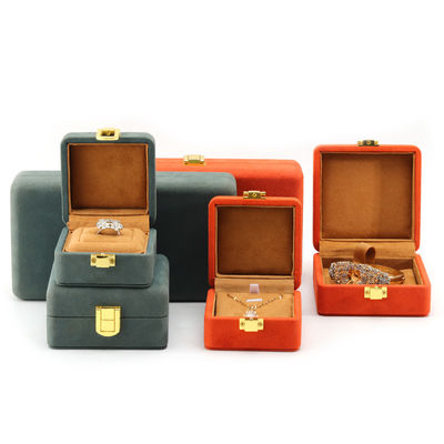 Confección de caja de joyas de terciopelo de tacto suave para almacenamiento de relojes de lujo