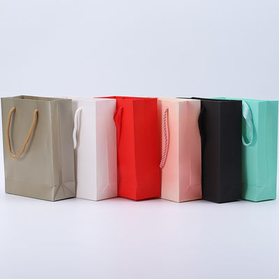 Caja de almacenamiento de joyas elegante de alta gama organizador de joyas de viaje de terciopelo suave con espejo