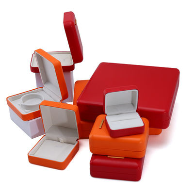 comprar Caja de almacenamiento de joyas de cuero de PU de colores múltiples, elegante y convexa para envases de lujo online manufacture