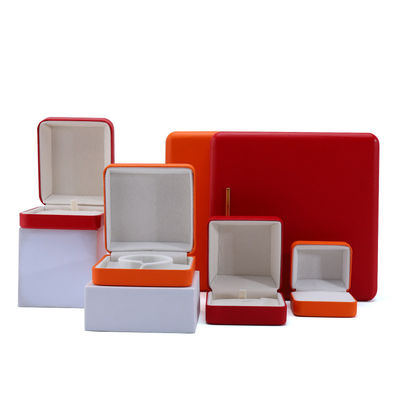 Caja de almacenamiento de joyas de cuero de PU de colores múltiples, elegante y convexa para envases de lujo