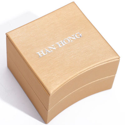 Caja de joyería en forma de arco dorado de cuero falso caja de joyería de lujo caja de embalaje de almacenamiento