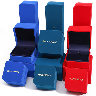 comprar Caja de almacenamiento de joyas de cuero falso elegante en forma de arco de diamante Embalaje de lujo online manufacture