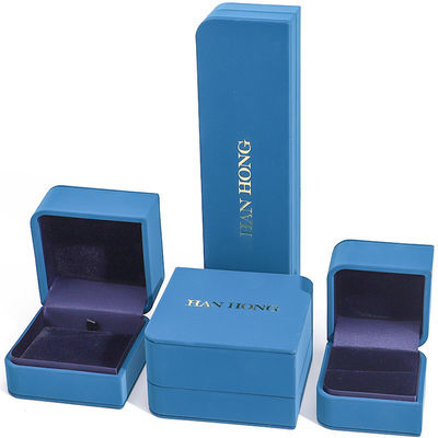 comprar Caja de almacenamiento de joyas de cuero en forma de arco de diamante de PU para el embalaje de colgantes de anillos online manufacture