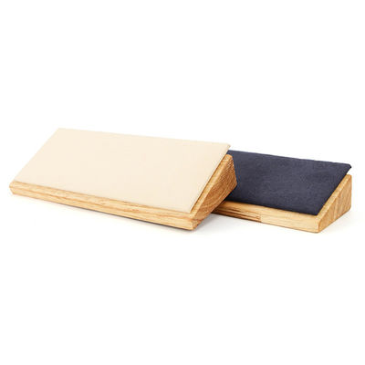 Placa de visualización de collares de cuello de madera con varias celdas