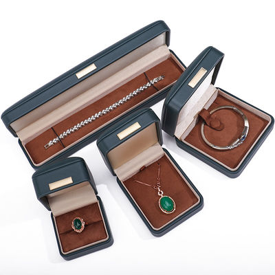 Handy techo convexo de cuero falso caja de joyería de lujo paquete con ornamento de barra de oro