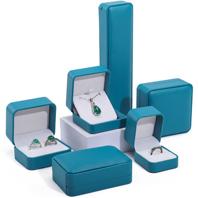 comprar Pavo verde atractivo de pieles falsas joyas de embalaje caja de lujo caja online manufacture