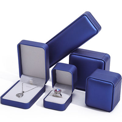Cuadro de joyería de cuero de PU de forma personalizada para embalaje.
