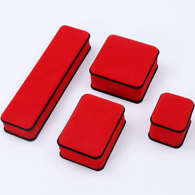 Caja de joyería de terciopelo noble hecha a mano Cuadro de anillo de esquina redonda para oreja con brazalete colgante