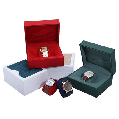 Caja de plástico de relojes de embalaje con un estilo de cuero.