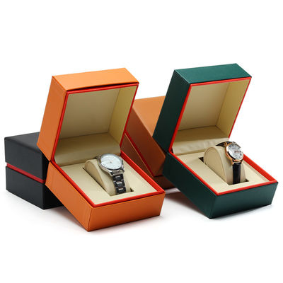 comprar Casilla de relojes de cuero PU resistente al polvo con borde interno rojo online manufacture