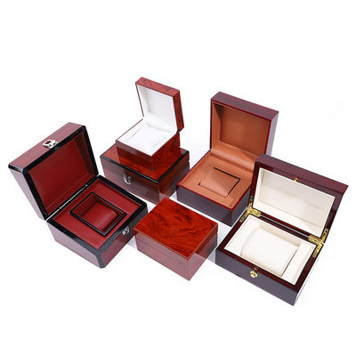 Exquisita caja de relojes de lujo de madera brillante