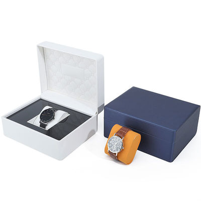 Cuadro de relojes de cuero de PU con revestimiento suave en el tacto Embalaje de lujo con interior de madera elegante