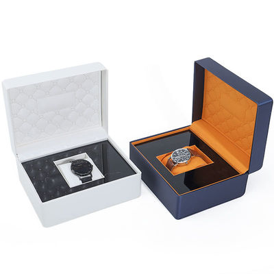 Cuadro de relojes de cuero de PU con revestimiento suave en el tacto Embalaje de lujo con interior de madera elegante