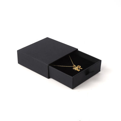 Fabricación al por mayor Eco amigable regalo de lujo Caja de joyería Personalizado logotipo personalizado Anillo Collar de oreja Brazalete Embalaje Papel de cartón negro Caja de joyería
