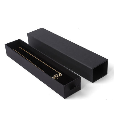 Fabricación al por mayor Eco amigable regalo de lujo Caja de joyería Personalizado logotipo personalizado Anillo Collar de oreja Brazalete Embalaje Papel de cartón negro Caja de joyería