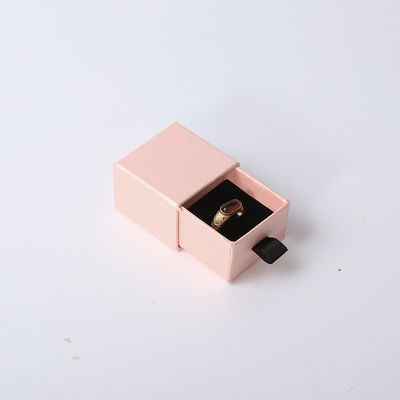 Fabricación al por mayor Eco amigable regalo de alta calidad Caja de joyería personalizado anillo personalizado collar de orejas brazalete embalaje cartón rosa Papel cajón de joyería caja con logotipo
