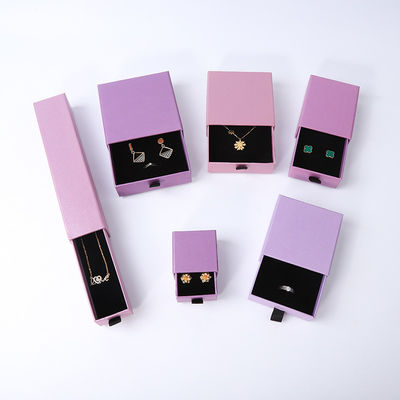 Fabricación al por mayor Eco amigable regalo de alta calidad Caja de joyería personalizado anillo personalizado collar de orejas brazalete embalaje cartón púrpura Papel cajón de joyería caja con logotipo