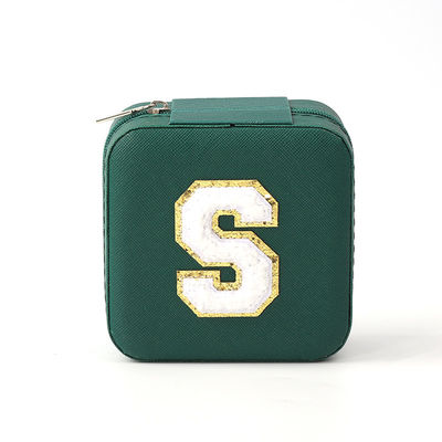 comprar Caja de almacenamiento de joyas de regalo portátil personalizada de cuero pequeño verde oscuro Organizador de joyas Caja de almacenamiento de joyas online manufacture