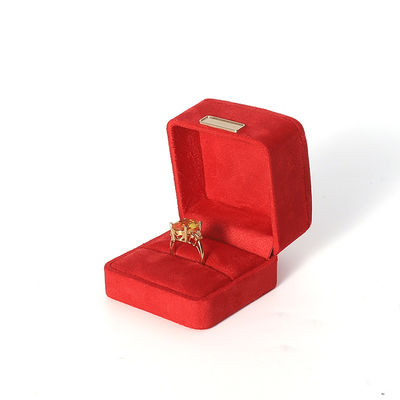 Fabricación al por mayor Caja de joyería de lujo personalizada de alta gama Collar Brazalete Orecillos Anillo conjunto de joyas Embalaje Veludo rojo Caja de joyas con logotipo