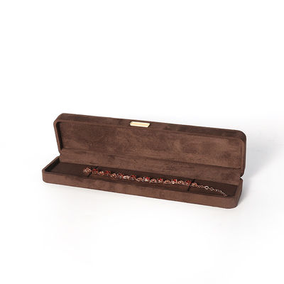 Fabricación al por mayor Caja de joyería de lujo personalizada de alta gama Collar Brazalete Aretes Anillo conjunto de joyas Embalaje Caja de joyas de terciopelo marrón con logotipo