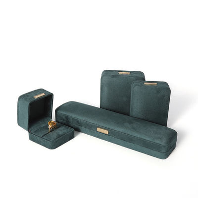 Fabricación al por mayor Caja de joyería de lujo personalizada de alta gama Collar Brazalete Aretes Anillo conjunto de joyas Embalaje Veludo verde oscuro Caja de joyas con logotipo