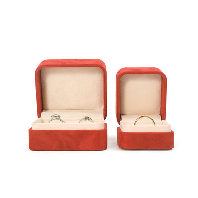 Envase de joyería al por mayor Caja de anillos Envase de joyería personalizado Lujo doble boda de compromiso Anillo de terciopelo rojo Caja con logo