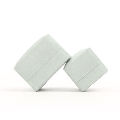 Envase de joyería de venta al por mayor Caja de anillos de joyería personalizada Envase de joyería de lujo Doble matrimonio de compromiso Caja de anillo de terciopelo verde con logotipo
