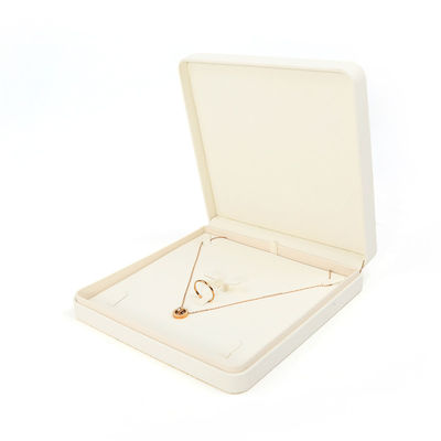 Caja de joyería de cuero blanco gran conjunto de joyas embalaje con logotipo personalizado
