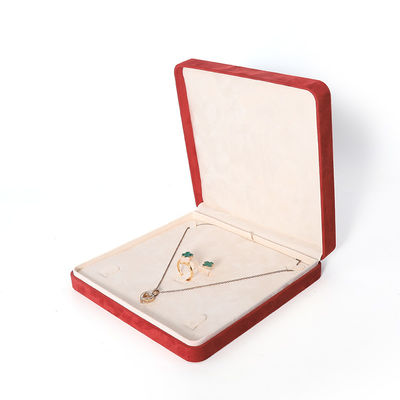 Embalaje de caja de joyería roja premium con impresión 3D para juego grande de collar, pulsera, aretes y anillo