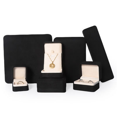Juego de joyas grande de alta gama, collar, pulsera, aretes, anillo, embalaje, caja de joyería cuadrada de terciopelo negro hecha a mano con logotipo