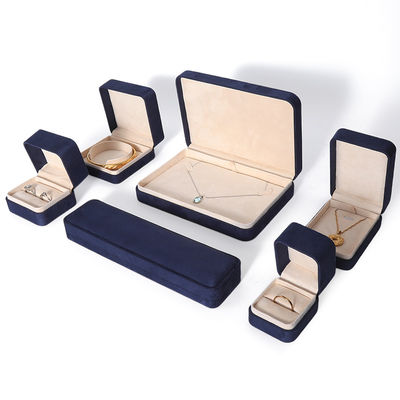 Caja de embalaje de joyería azul premium al por mayor de fabricación china, caja de embalaje personalizada de alta gama para conjuntos de joyería grandes, collar, pulsera, pendientes, anillo, embalaje cuadrado hecho a mano de terciopelo azul, caja de joyería con logotipo