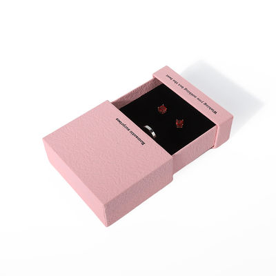 China fabricación al por mayor de alta calidad Caja de collar, pendientes, pulsera y anillo. Embalaje de joyería personalizado, ecológico, de cartón, papel, rosa, caja de joyería con cajón y logotipo.
