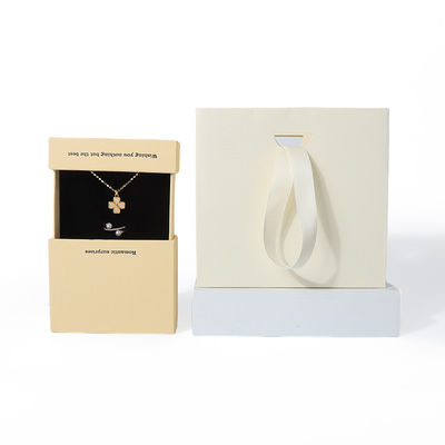 China fabricación al por mayor de alta calidad collar Orecillos Brazalete caja de anillos embalaje de joyas personalizado personalizado cartón ecológico Papel cartón amarillo cajón caja de joyas con logotipo