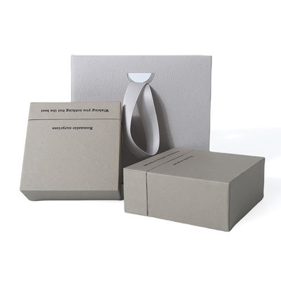 China fabricación al por mayor de alta calidad Caja de collar, pendientes, pulsera y anillo. Embalaje de joyería personalizado, ecológico, de cartón, papel gris, caja de joyería con cajón y logotipo.