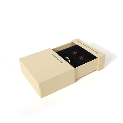 China fabricación al por mayor de alta calidad Caja de collar, pendientes, pulsera y anillo. Embalaje de joyería personalizado, ecológico, de cartón, papel, caja de joyería con cajón y logotipo.