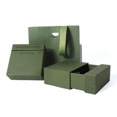 China fabricación al por mayor de alta calidad collar Orecillos Brazalete caja de anillo Embalaje de joyas personalizado Custom Eco Friendly cartón Papel verde cajón caja de joyas con logotipo