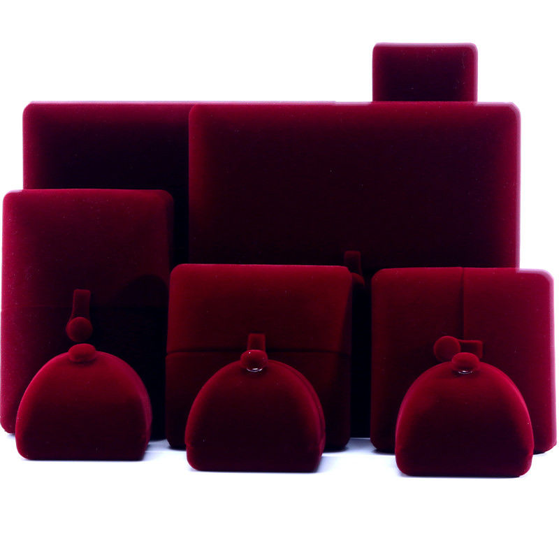 Tamaño personalizado Caja de joyas de terciopelo rojo para pulseras de lujo Aretes y collares