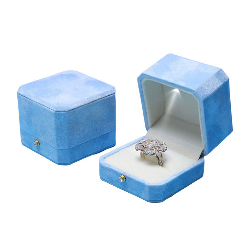 Cajas de joyería LED octogonales de terciopelo azul Solución personalizada de la pantalla Hanhong para el embalaje