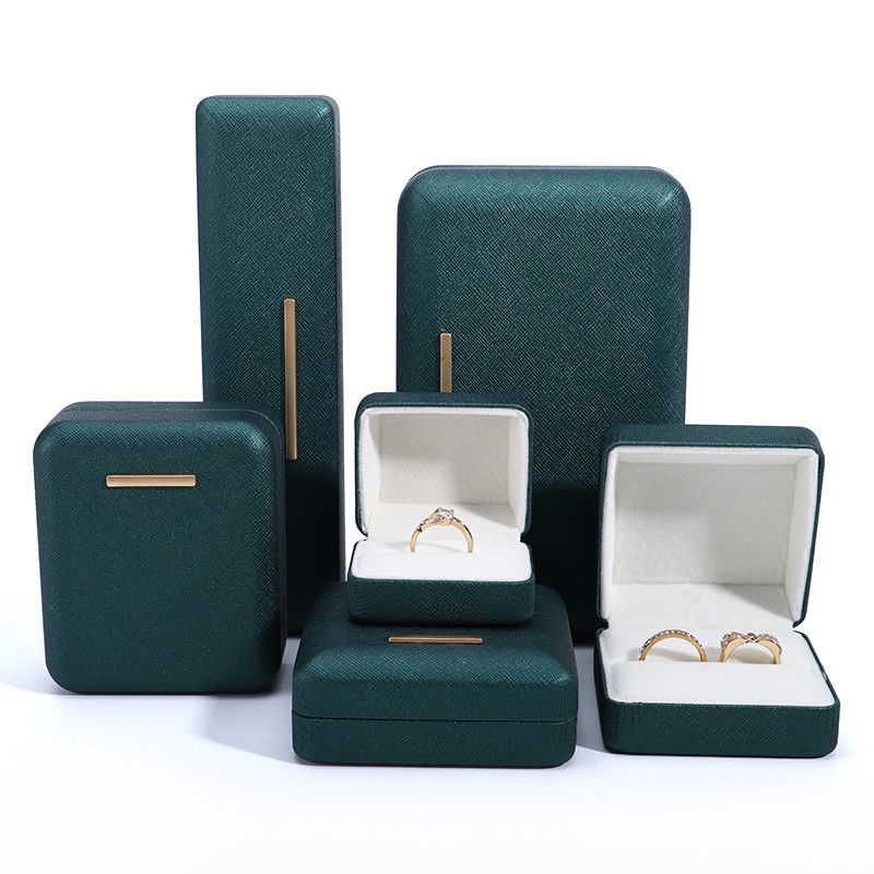 Caja de joyería de terciopelo de cuero PU verde Hanhong para logotipo personalizado y embalaje de lujo