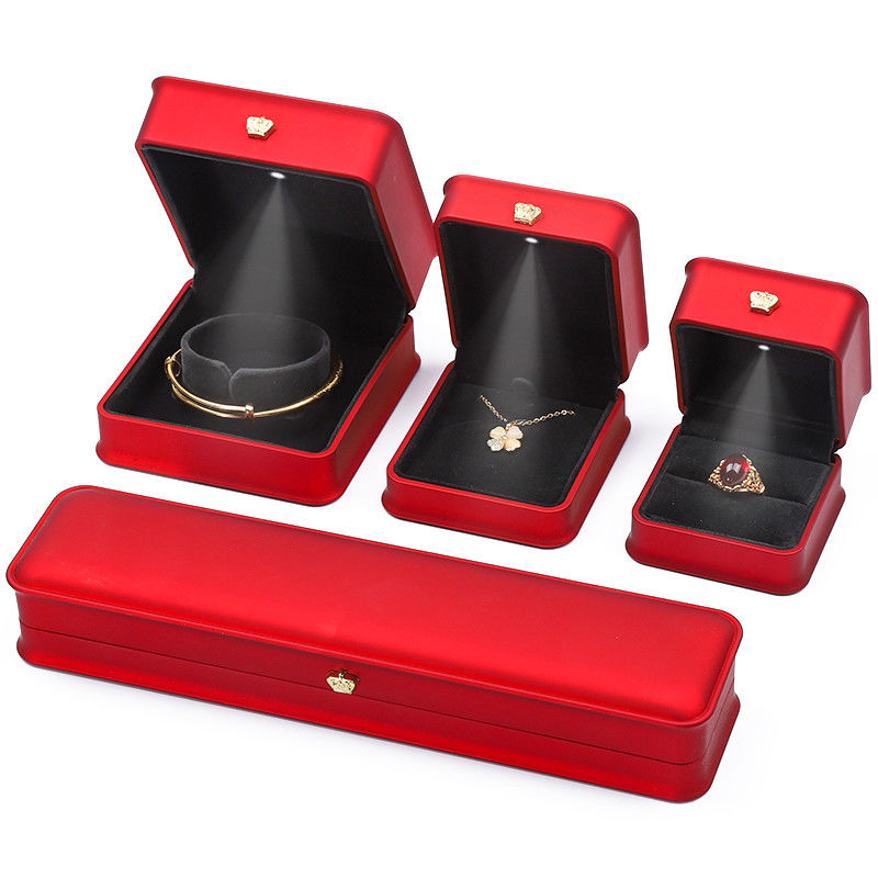 LED de color rojo de luz, caja de joyería, caja de embalaje de joyas con logotipo personalizado