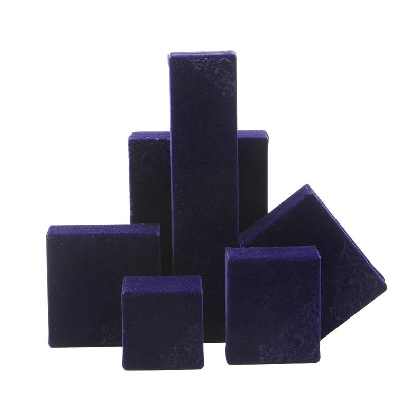 Caja de embalaje de joyas azules en relieve hecha a mano para mi collar de terciopelo y anillo azul