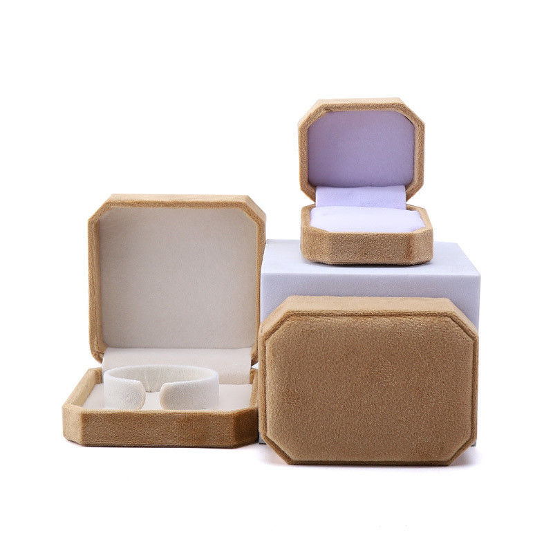 Caja de joyas de forma octogonal amarilla para collar con anillo de pulsera