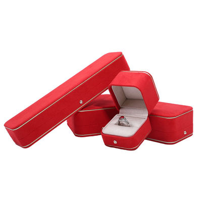 Caja de joyas de terciopelo rojo para collar Brazalete de pendientes Anillos Solución de presentación