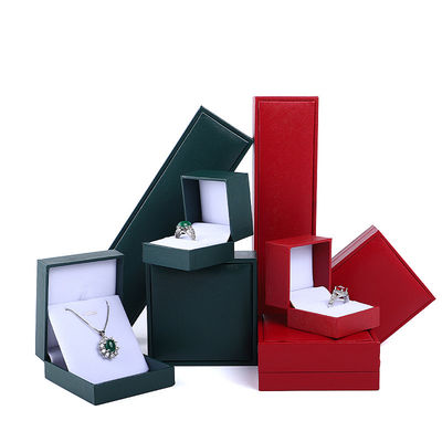 Tamaño personalizado de papel terciopelo Hanhong color caja de joyas para collar brazalete anillo aretes